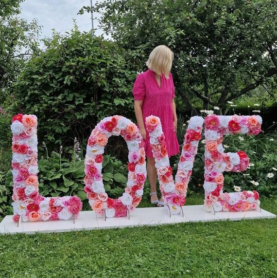 Love Floral Sign