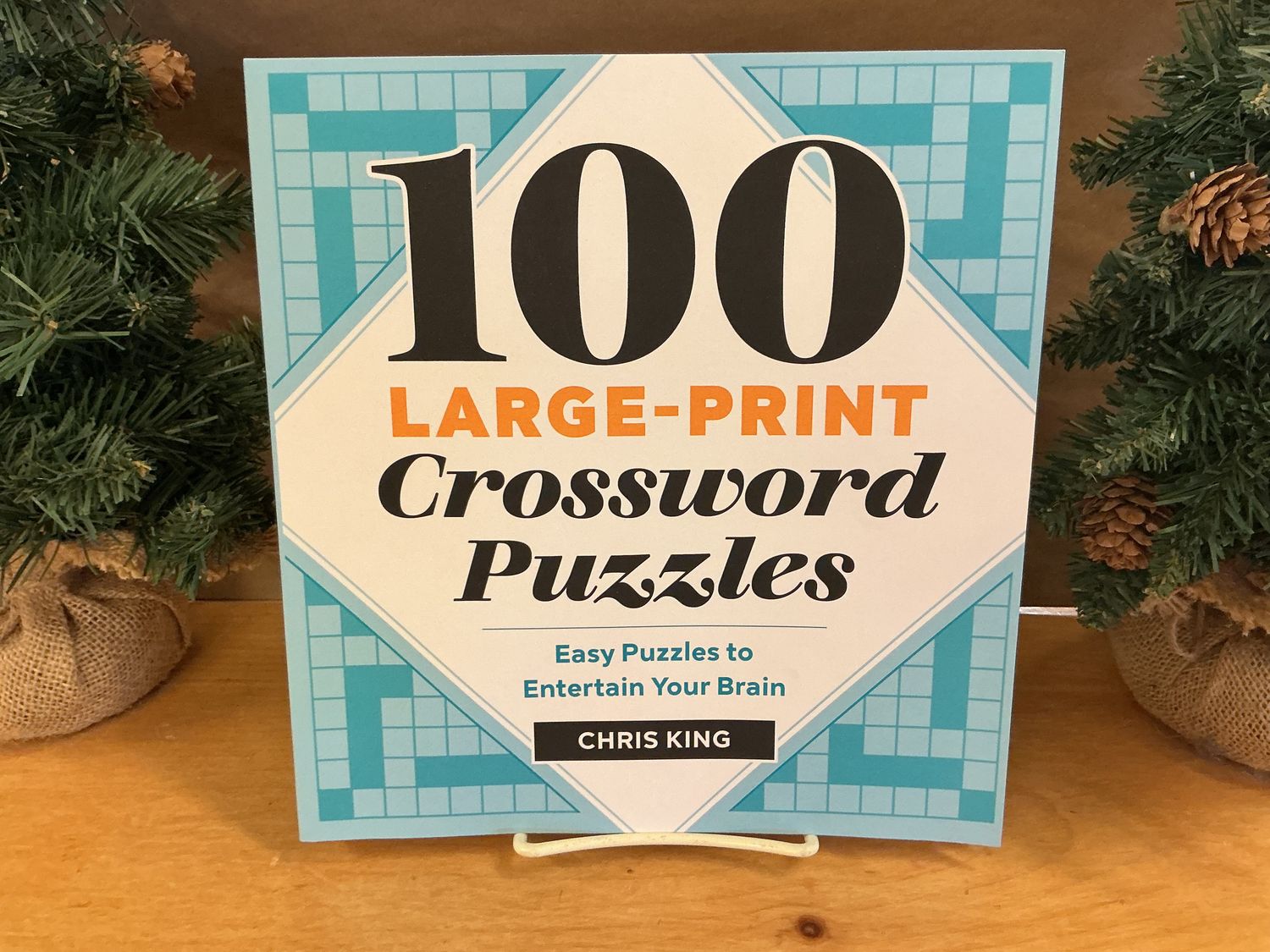 100 Large-Print Crossword Puzzles - by Chris King (Paperback)