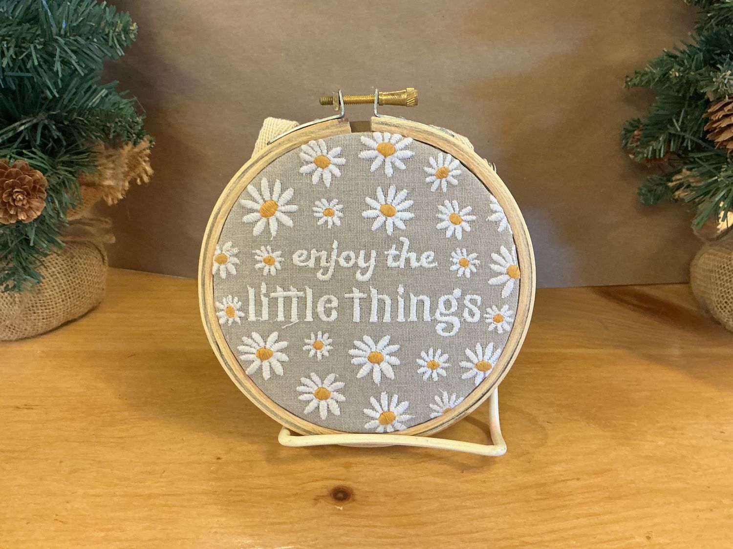 Enjoy the Little Things - Daisy - Embroidered Hoop