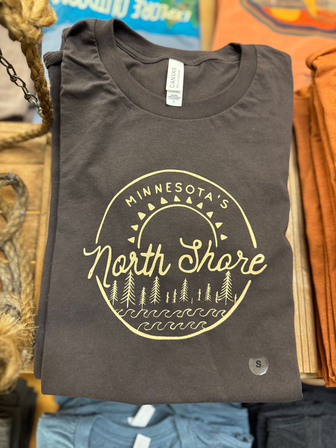 Minnesota's North Shore Circle Tee Charcoal, Size: S