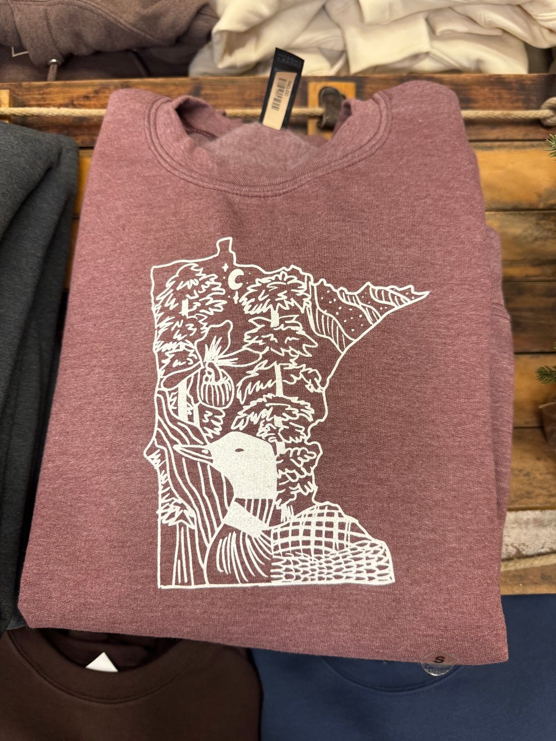 Minnesota State Shape Nature Scene Crewneck, Size: S