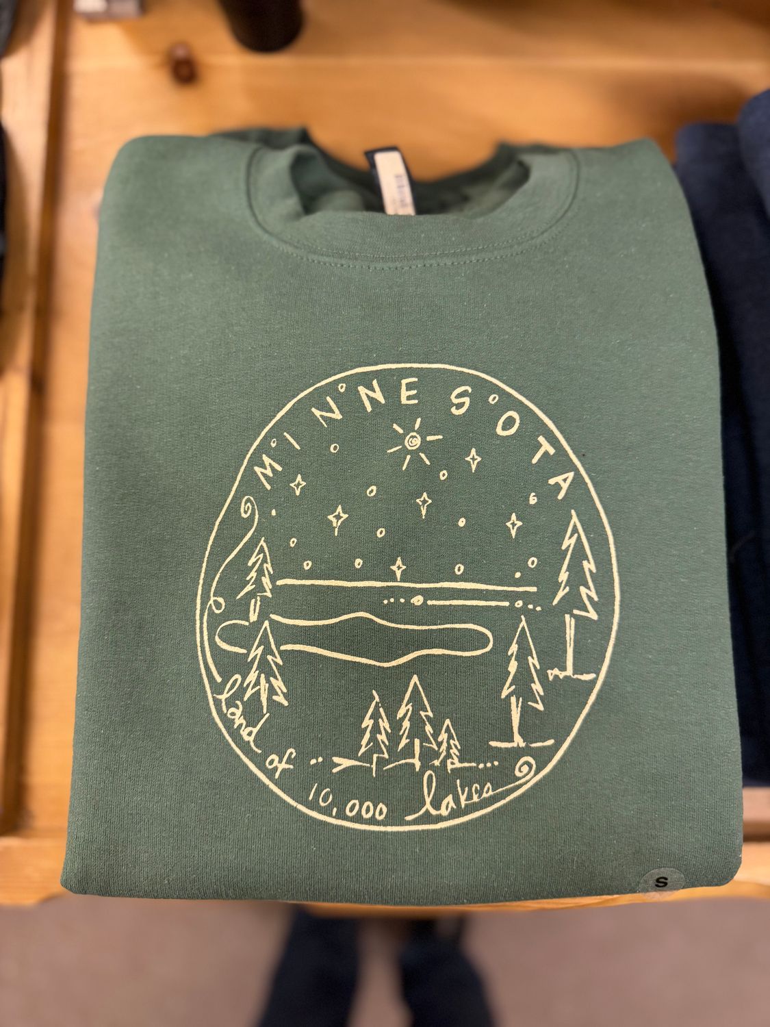 Minnesota Land of 10000 Lakes Sketch Crewneck, Size: S