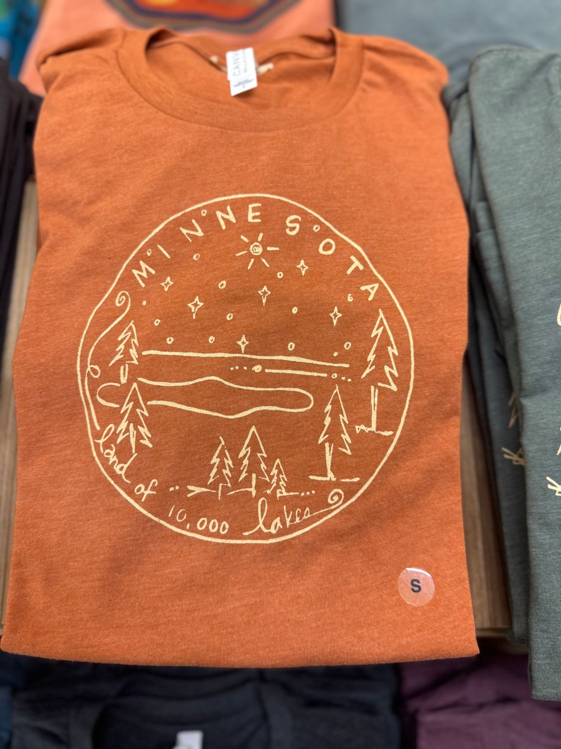 Minnesota Land of 10000 Lakes Sketch Tee Rust, Size: S