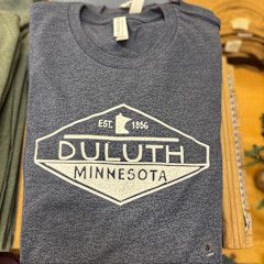 Duluth Minnesota Est 1856 Diamond Tee Navy