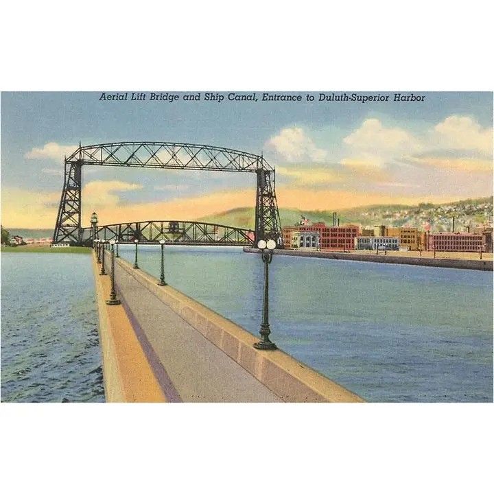 Postcard MN-153 Aerial Lift Bridge, Duluth