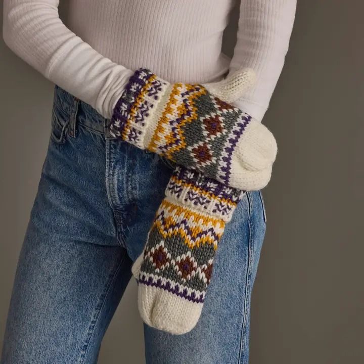 White, Purple &amp; Gold Patterned Mittens