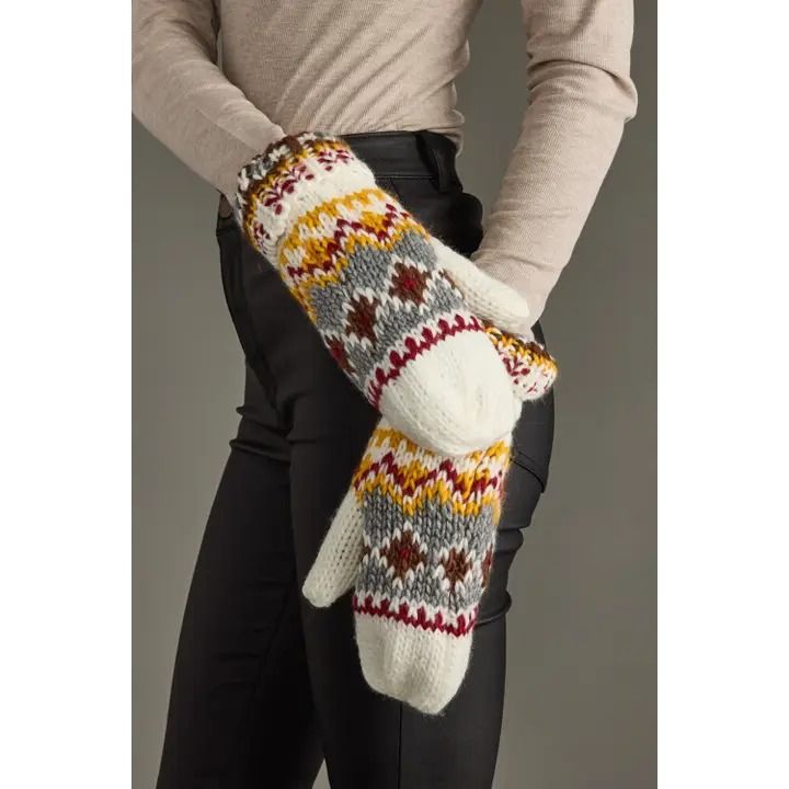 Ivory, Red &amp; Gold Patterned Mittens