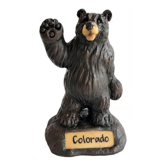 Waving Bear Figurine Magnet - Name Drop