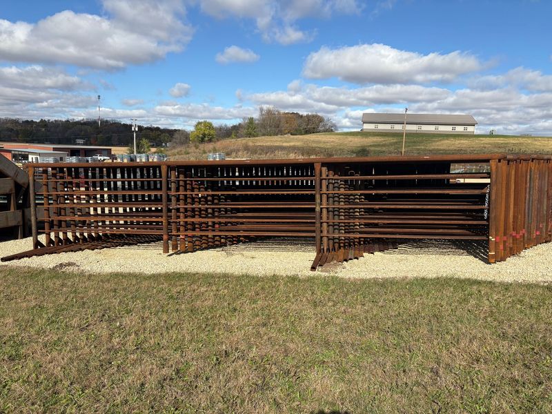 Free Standing Panel 24'