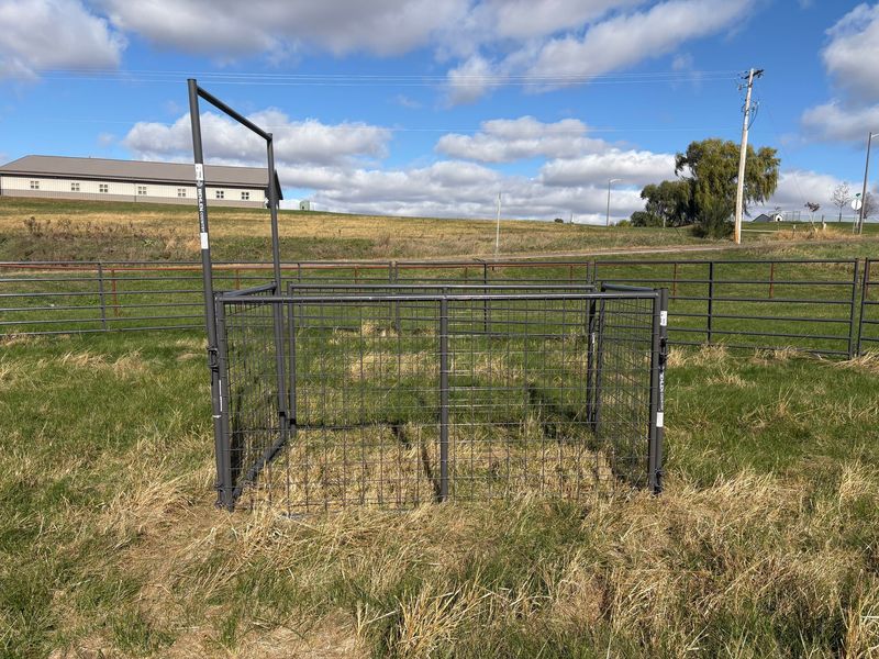 KidGuard Panel Pen 5' x 8' for Sheep & Goats