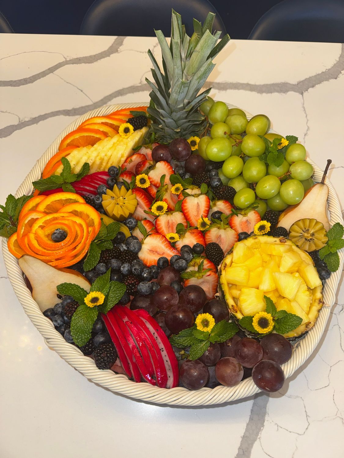 Small Signature Fruit Tray — Serves 1-5 Guests