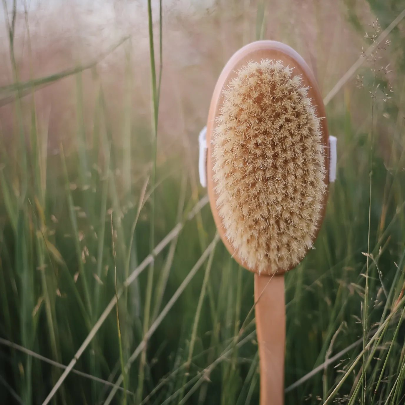 Lichaamsborstel met handvat van lotus hout en natuurlijke haren