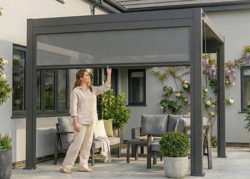 3M Retractable Pergola Side Blind Privacy Windscreen for MotaShade™ Pergola