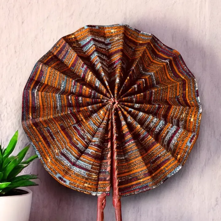 Éventail africain à main en tissu wax Ankara - Kwamena - Marron
