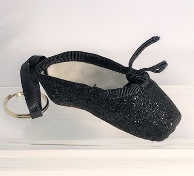 süßer Mini-Spitzenschuh-Schlüsselanhänger