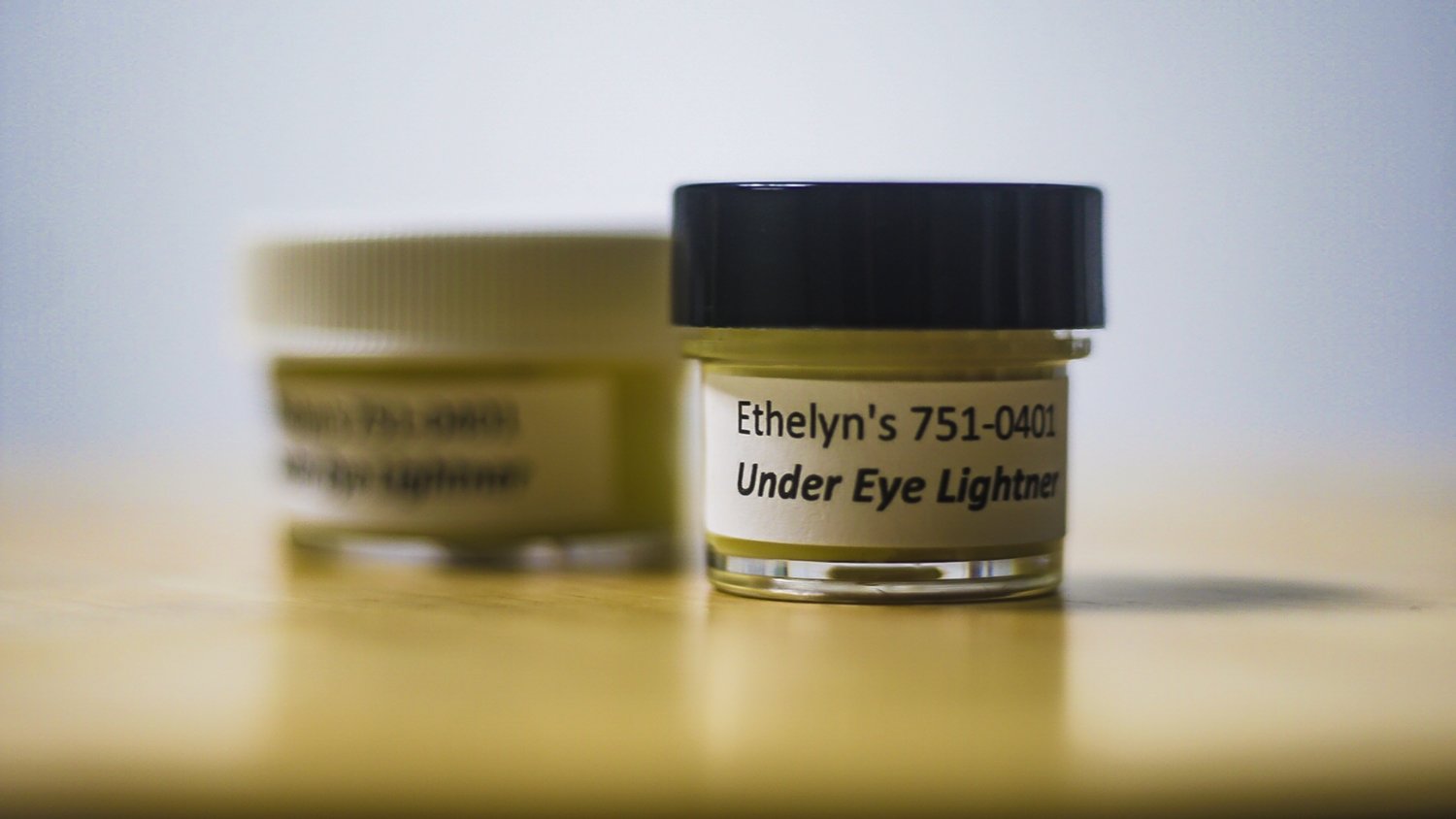 Under Eye Brightner