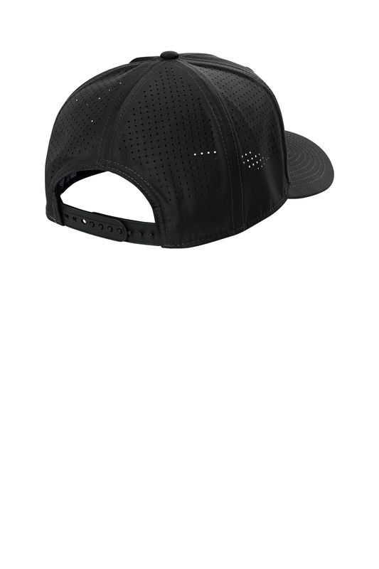 Eagan New Era 9SEVENTY Perforated Snapback Cap