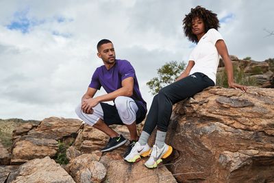 Nike Swoosh Sleeve rLegend Tee - Men's &amp; Ladies