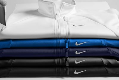Nike Full-Zip Chest Swoosh Jacket