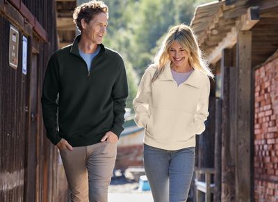 TravisMathew Momentum Shift - Ladies 1/2-Zip &amp; Men's 1/4-zip