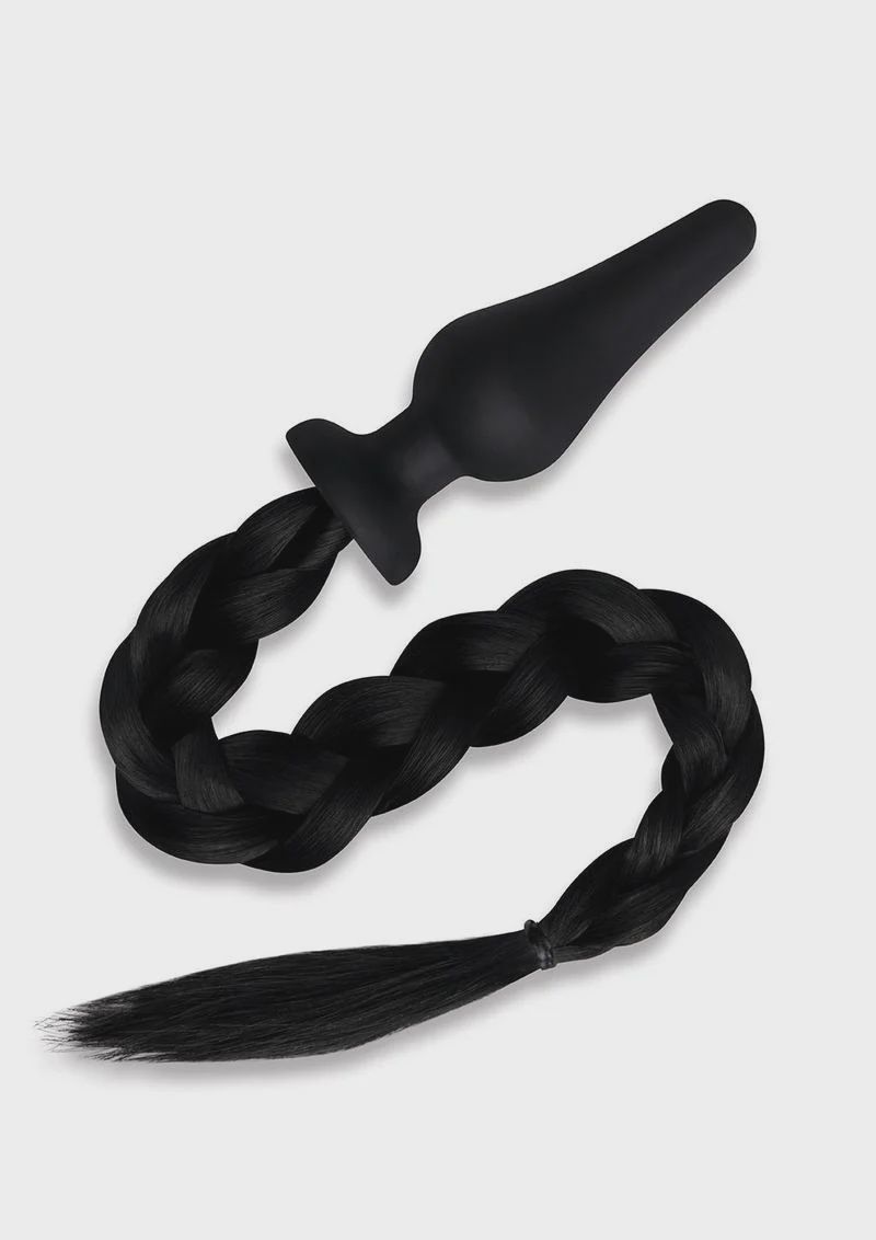 4" SILICONE PLUG W/ BLACK PONY TAIL