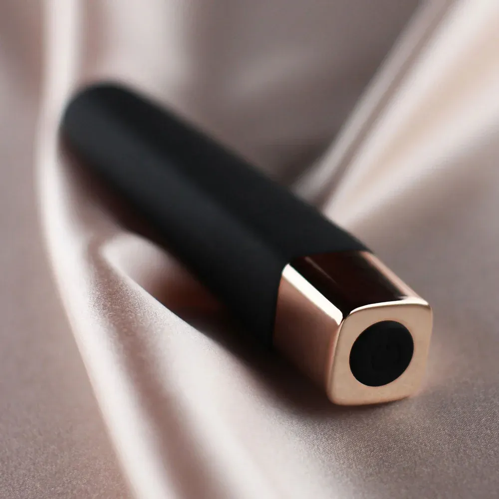 Quinn 10 Modes Silicone Bullet Vibrator Black