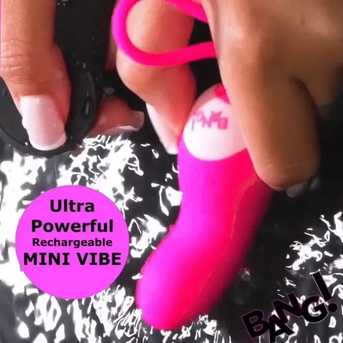 Silicone Mini Vibe w/ Remote - Pink