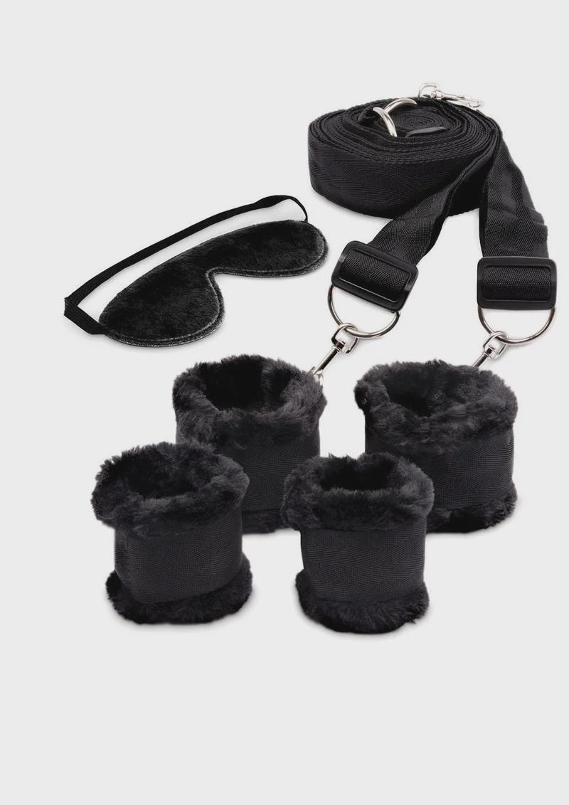 WHIPSMART FUZZY BEDROOM BONDAGE KIT