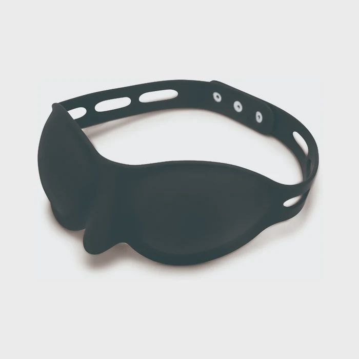 Prowler RED Silicone Full Blindfold