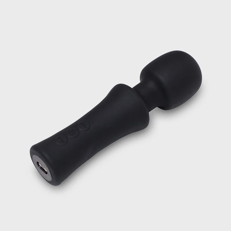 XLR8 Wand Adore - Black