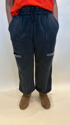 JOGGERS
