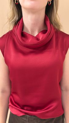 SLEEVELESS
