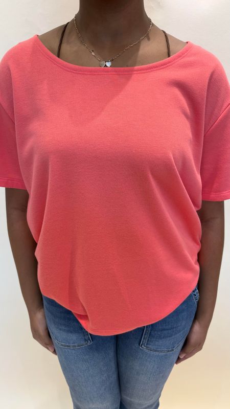 EVERYDAY TEE