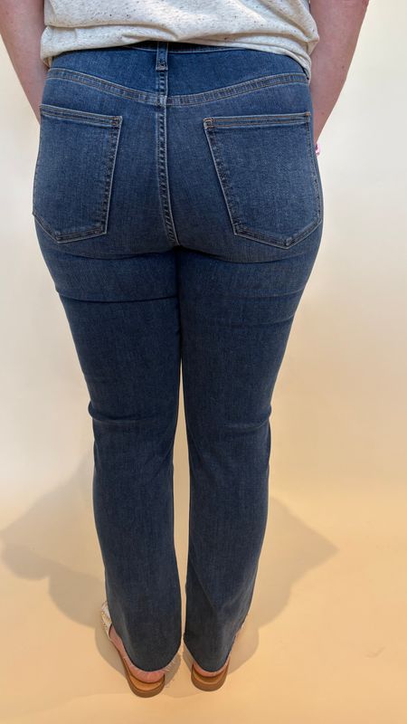 SLIM STRAIGHT