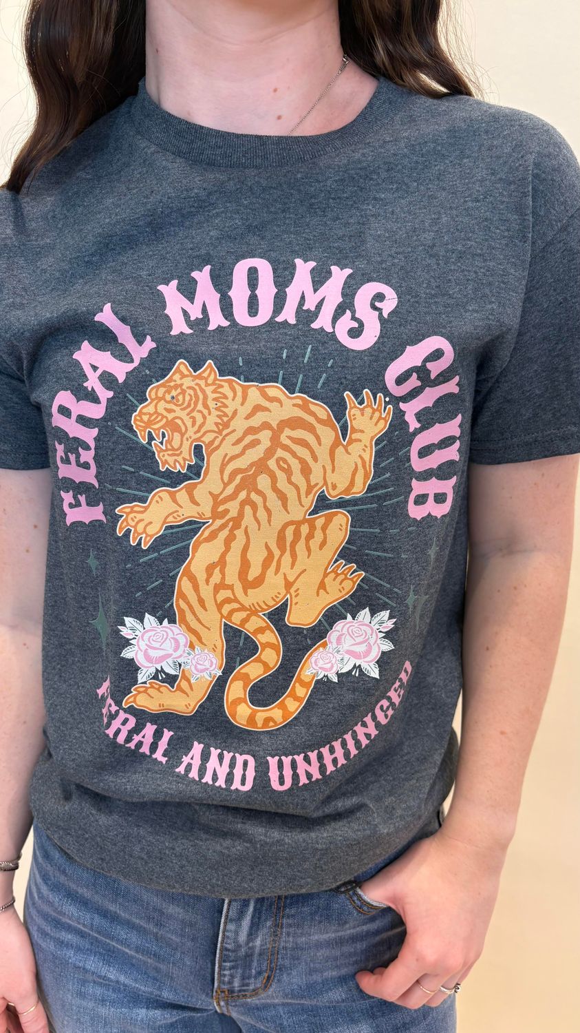 GRAPHIC TEE