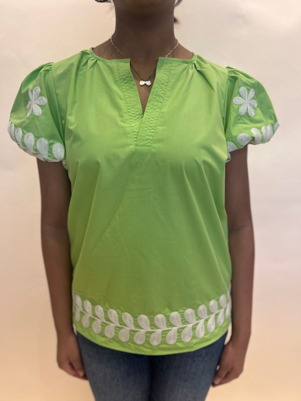 SHORT PUFF SLV V NECK