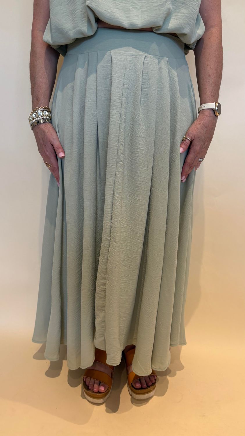 BOX PLEATED MIDI SKIRT