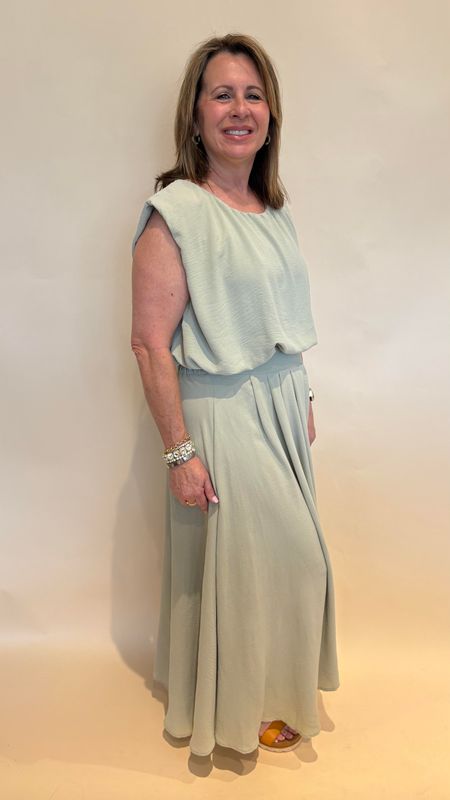 BOX PLEATED MIDI SKIRT