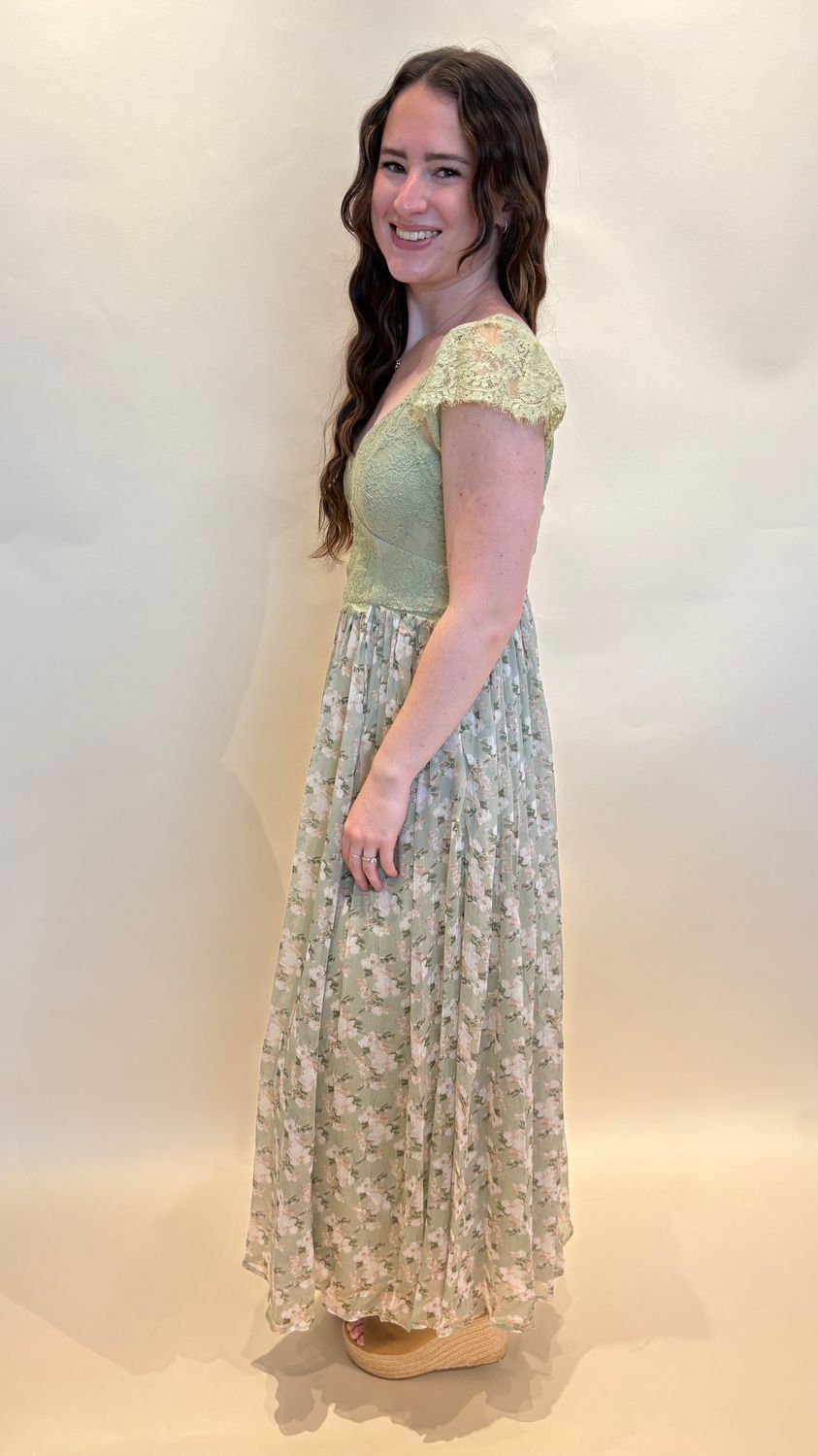 SCALLOPED LACE MAXI
