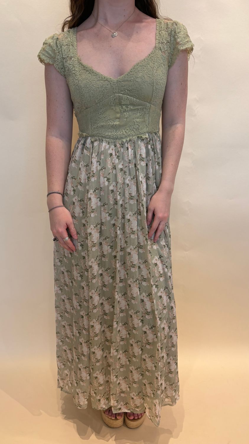 SCALLOPED LACE MAXI