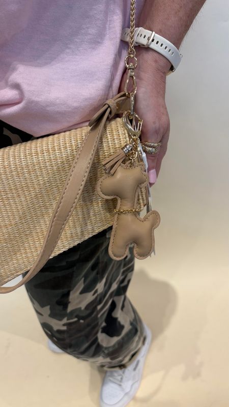 TAYLOR SHOULDER BAG