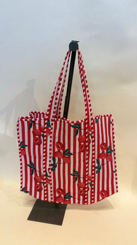 LARGE TOTE BAG