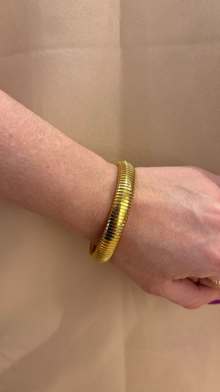 GOLD FILLED BANGLE