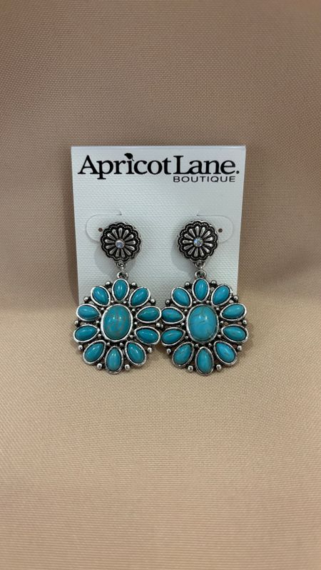 FASHION EARRING