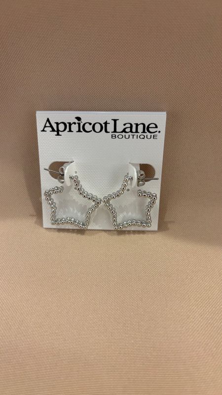 FASHION EARRING