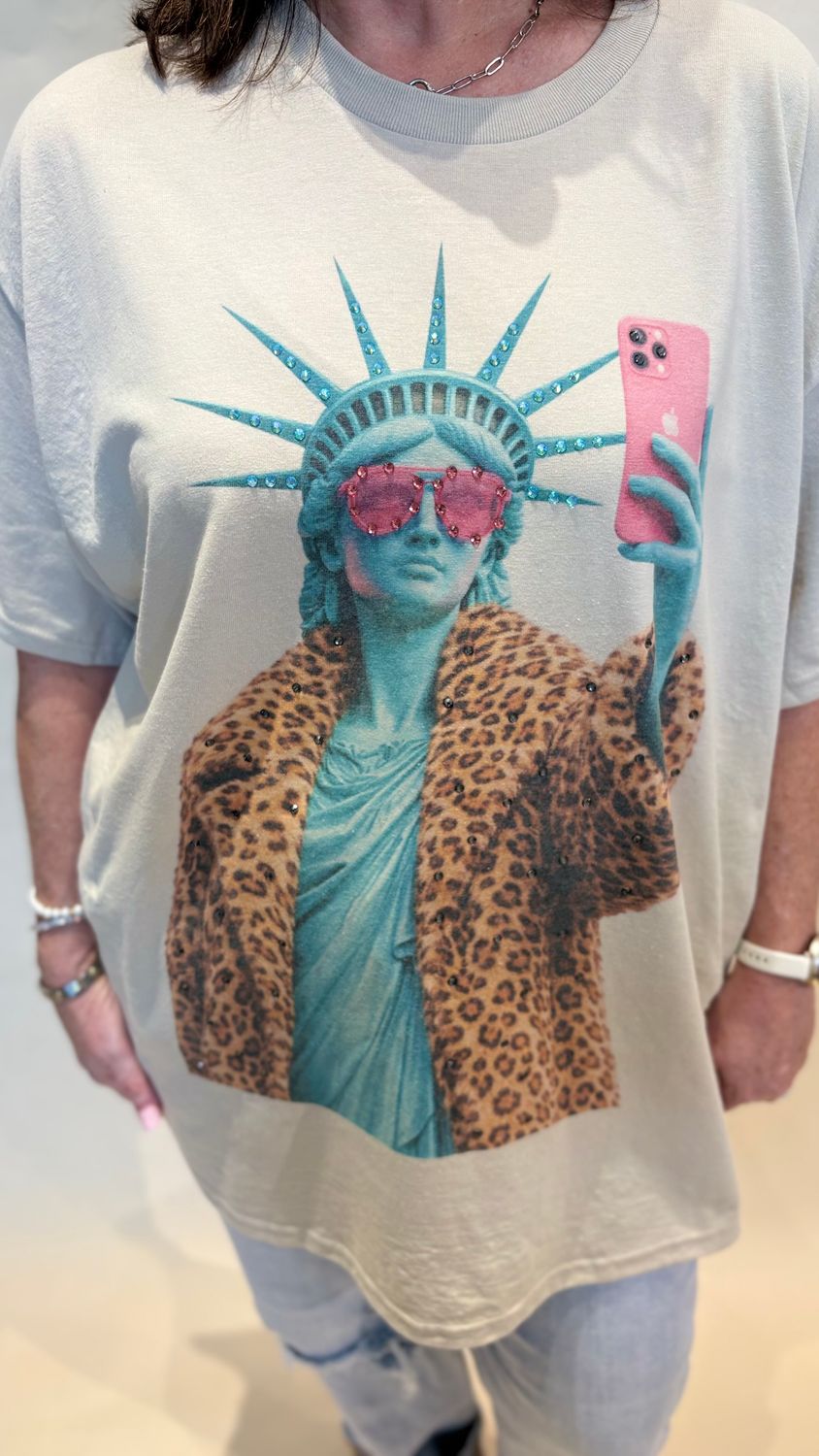 STATUE OF LIBERTY TEE