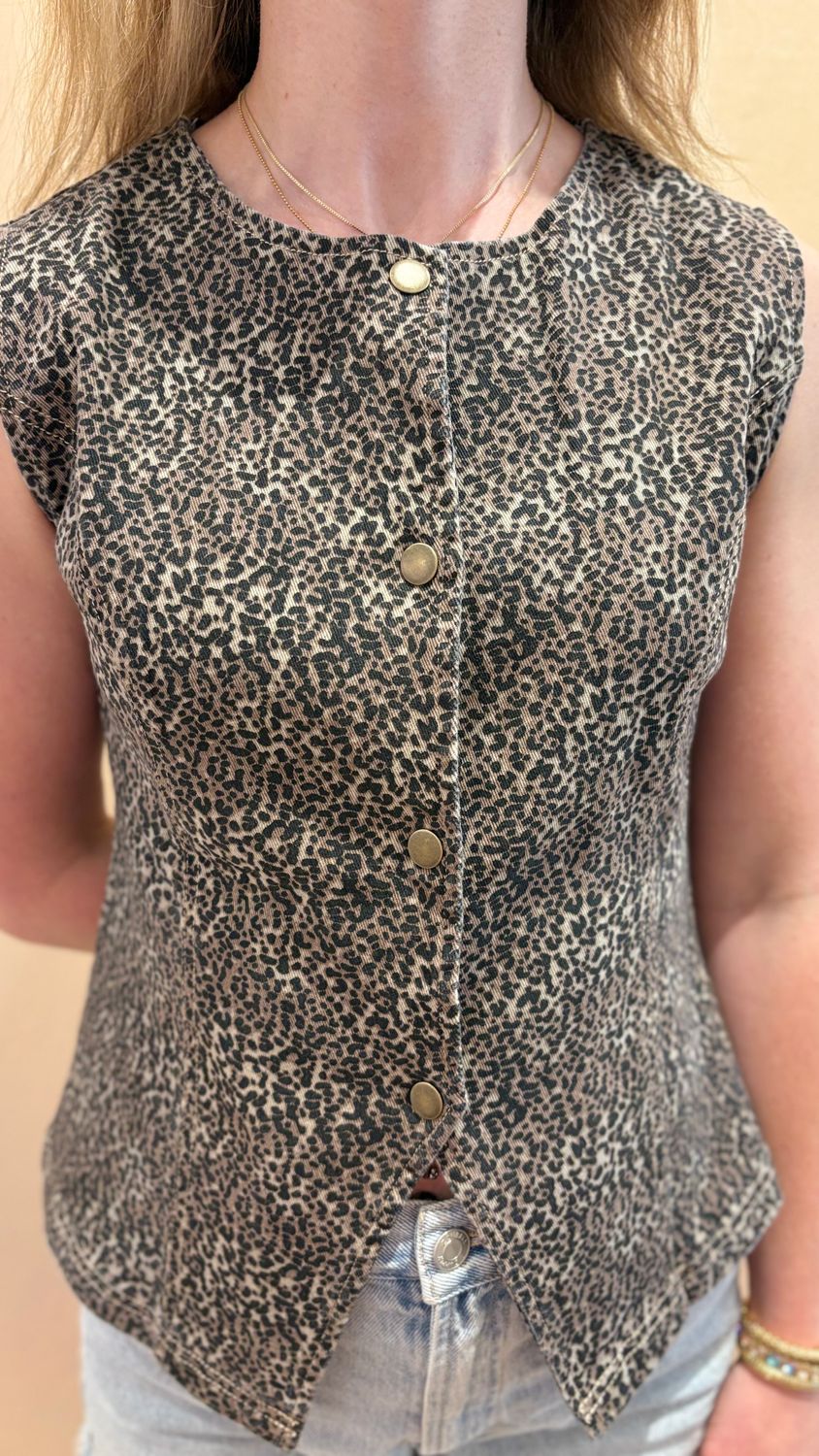 LEOPARD PRINT SLIM VEST