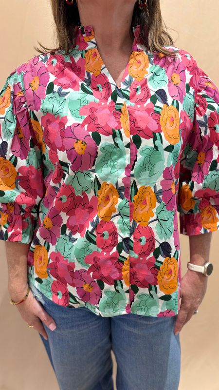 VIBRANT FLORAL BUTTON DOWN