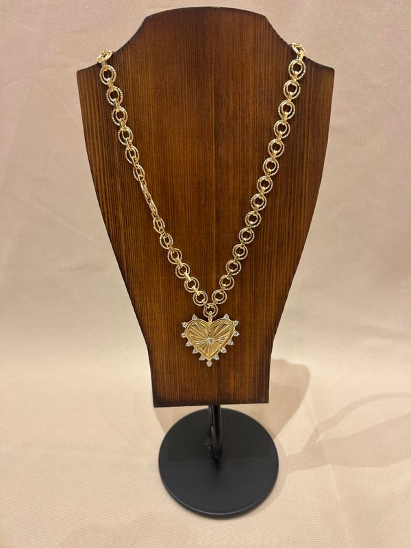 HEART NECKLACE
