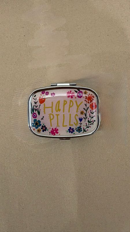 PILL HOLDER